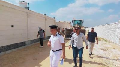 جهاز العبور الجديدة يشن حملة موسعة لإزالة التعديات داخل جمعية أحمد عرابي 