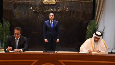 رئيس الوزراء: اتفاق مصري قطري لتبادل الخبرات وتأهيل الكوادر الطبية