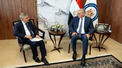 وزير البترول: إنشاء محطة لتسييل وتخزين الغاز ببورسعيد لتموين قاطرات قناة السويس