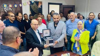 تكريم محمود مراد تقديرًا لعطائه بعد انتقاله لرئاسة جهاز العبور الجديدة