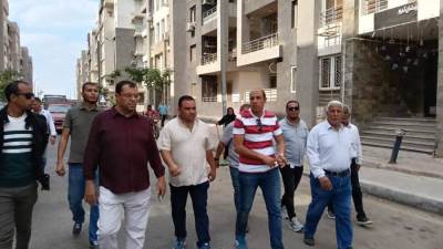 رئيس جهاز مدينة العبور يتفقد الحي الترفيهي ومشروع دار مصر 