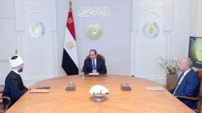"الرئيس السيسي" يوجه بتحسين أحوال الأئمة والدعاة ومواجهة التطرف الديني