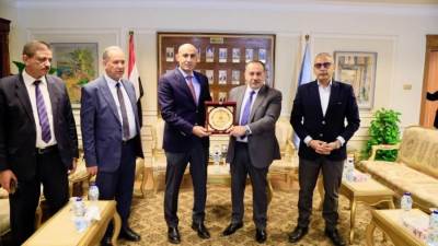 محافظ أسيوط يستقبل وزير التربية والتعليم خلال زيارته للمحافظة