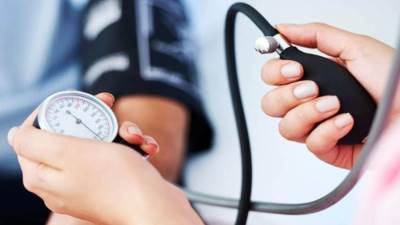 من غير قهوة.. مشروبات صباحية للتحكم في ارتفاع ضغط الدم