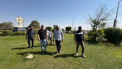 جهاز أسيوط الجديدة يواصل تطوير ورفع كفاءة الطرق والمسطحات الخضراء 