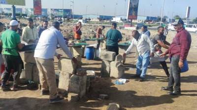 «العبور» تواصل حملاتها المكثفة لإزالة الإشغالات والتعديات وتحسين النظافة 