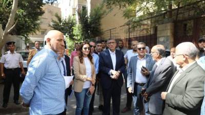 محافظ الجيزة يتفقد مشروعات جهاز رعاية وتشغيل الشباب بعدد من أحياء المحافظة