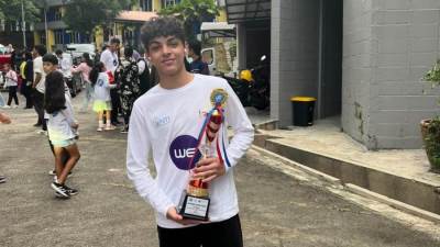 كريم مهيب يفوز بالمركز الأول عالميًا في البرمجيات بماليزيا