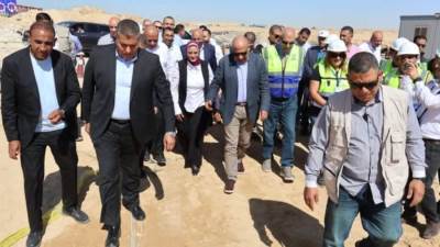 "الكهرباء" تستهدف التوسع في الاعتماد على الطاقات المتجددة وخفض استخدام الوقود الاحفورى 