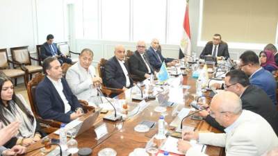 التفاصيل الكااملة لـ "لقاء وزير الإسكان" بمسئولى شركة HDP