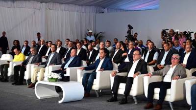 مدبولي يشهد إعادة تشغيل مصنع الشركة المصرية لبلوكات الأنود الكربونية بالسخنة