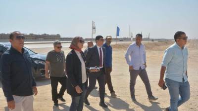 رئيس جهاز السويس الجديدة تتفقد مشروعات الإسكان بالمدينة