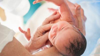 للمرة الأولى منذ 17 عامًا.. تراجع معدل الإنجاب في مصر 