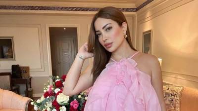 نسرين طافش بفستان قصير من الشيفون في أحدث إطلالة