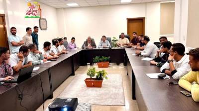 «العربي» يعقد اجتماعات مكثفة مع الشركات المنفذة لمشروعات الإسكان في حدائق العاصمة