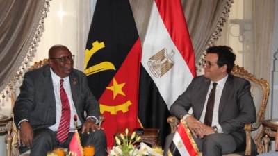 وزير الثقافة: برامج مشتركة لحماية التراث وتنمية الصناعات الإبداعية بين مصر وأنجولا