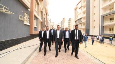 الشربيني يتفقد مشروع الـ 259 عمارة للإسكان المتوسط بحدائق أكتوبر