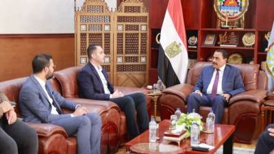 الطيب: تخصيص أرض لتوسعات مستشفى رأس الحكمة ودخول سكن الأطباء الخدمة قريبًا