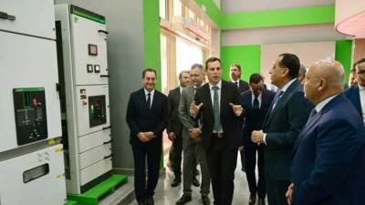 “مدبولي” يفتتح توسعات المصنع الإقليمي لشركة "شنايدر إلكتريك" بمدينة بدر