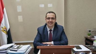 فرمان بتعيين الدكتور وليد عباس مساعداً لوزير الإسكان لشئون هيئة المجتمعات العمرانية