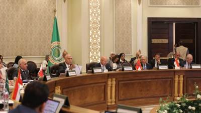 وزير الصناعة والنقل يترأس اجتماع المكتب التنفيذي لمجلس وزراء النقل العرب