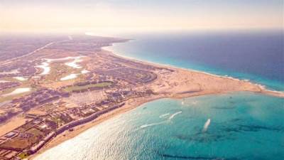 توجيه عاجل من العدل لمكاتب الشهر العقاري بشأن أراضي غرب رأس الحكمة