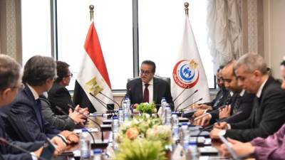 وزير الصحة: توطين صناعة الأدوية المتخصصة للأمراض النادرة في مصر قريبًا