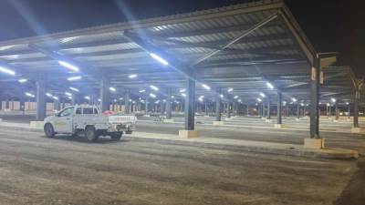 جهاز العاشر من رمضان يعلن الانتهاء من أعمال الكهرباء بمشروع امتداد الموقف 