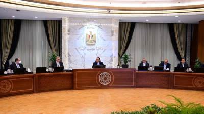 رئيس الوزراء: فرص استثمارية واعدة في قطاعات الطاقة المتجددة والاتصالات والتكنولوجيا