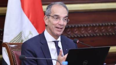 طلعت: تنفيذ مشروعات لاستخدام الذكاء الاصطناعي في الكشف المبكر عن الأمراض