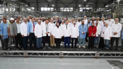 وزير الصناعة والنقل يفتتح 5 خطوط إنتاج جديدة باستثمارات مليار جنيه