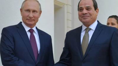  السيسي وبوتين يشاركان في تركيب وعاء ضغط المفاعل بمحطة الضبعة النووية