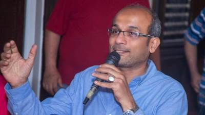 عبدالحكم عبدربه رئيس تحرير المؤشر يُنعي الأستاذ خالد شبانة