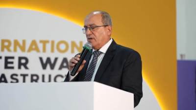 رئيس القابضة لمياه الشرب: مصر تبني منظومة مائية ذكية ومستدامة 