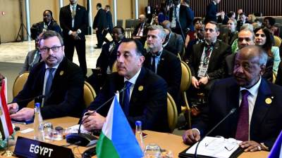 مدبولي: تمكين الشباب والاقتصاد الأخضر في صدارة أولويات القمة السابعة