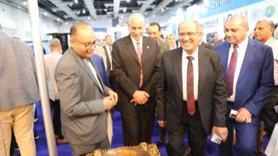 رئيس القابضة للمياه يبحث توطين صناعة قطع الغيار مع شركة «لطفي برونز»