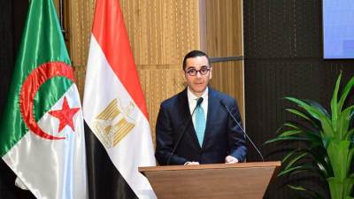 الخطيب: 5.7 مليار دولار استثمارات مصرية في الجزائر