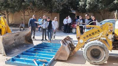 جهاز مدينة بدر يشن حملات مكبرة لضبط المخالفات وإغلاق أوكار النباشين 