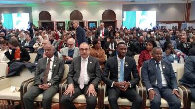 شيمي: مصر ماضية في تعزيز التعاون الصحي والصناعي مع دول القارة الأفريقية