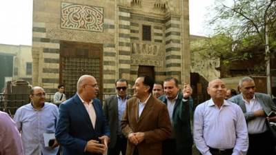 مدبولي: قريبًا معرض للحرف التراثية بحديقة الفسطاط لدعم أصحاب المحال