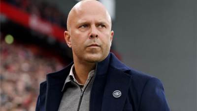 بديل سلوت.. تقرير بريطاني يضع مدرب بورنموث في المقدمة لقيادة الريدز