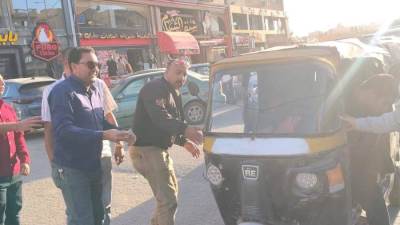 جهاز 6 أكتوبر يضبط 12 توكتوك و5 تروسيكلات ويؤكد: لا تهاون مع المخالفات