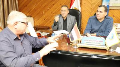 معاون وزير الإسكان ورئيس مياه الغربية يتابعان مشروعات الصرف الصحي بالمحلة الكبرى