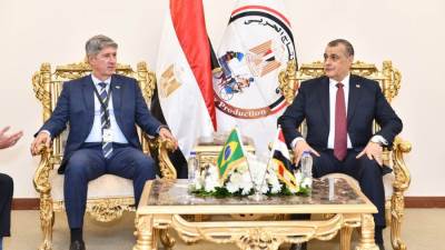 وزير الإنتاج الحربي: الشركات البرازيلية تشارك بعشرة كيانات دفاعية بمعرض إيديكس 2025