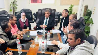 ياسر عبدالحليم يجتمع بسكان «روضة أكتوبر» لبحث المشكلات ووضع حلول عاجلة