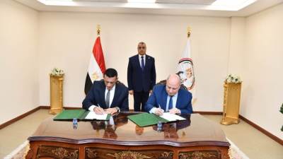 وزير الإنتاج الحربي: تبادل الخبرات مع الشركات العالمية في مجال التصنيع العسكري