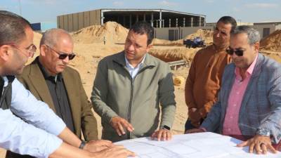 رئيس جهاز مدينة السادات يؤكد: توسعة الطرق أولوية لدعم الصناعة 