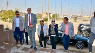 جهاز السويس الجديدة يبحث مع هيئة الاستثمار رفع كفاءة المنطقة الحرة بعتاقة