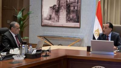 وزير الإنتاج الحربي لـ"مدبولي": إنتاج وتوريد 110 أتوبيسات لصالح محافظتي القاهرة والإسكندرية