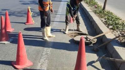 جهاز حدائق أكتوبر: استمرار أعمال الصيانة اليومية لجميع شبكات المياه والصرف الصحي